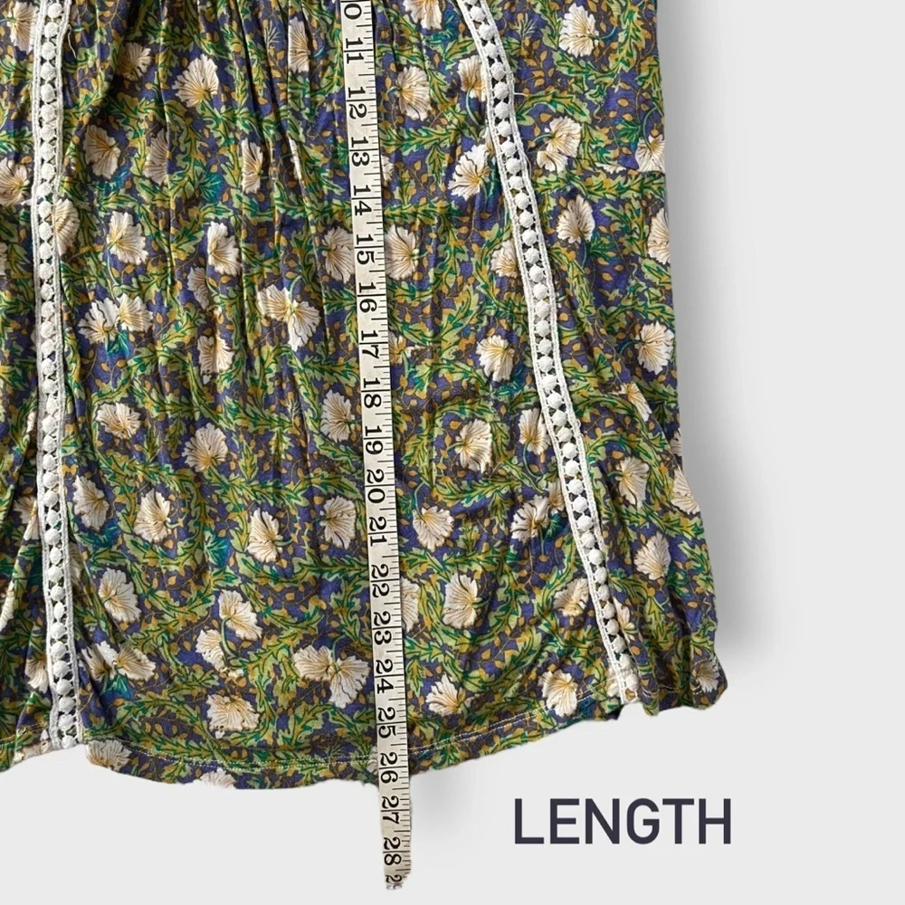 Moon & Sky Floral Tank Top Medium